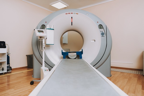 CT SCAN / MRI